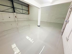 Epoxy Resin Flor Screed Installation for an Industrial Unit